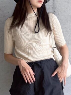 Mame Kurogouchi x Uniqlo 3D Knit Mesh Half-Sleeve Sweater in Natural